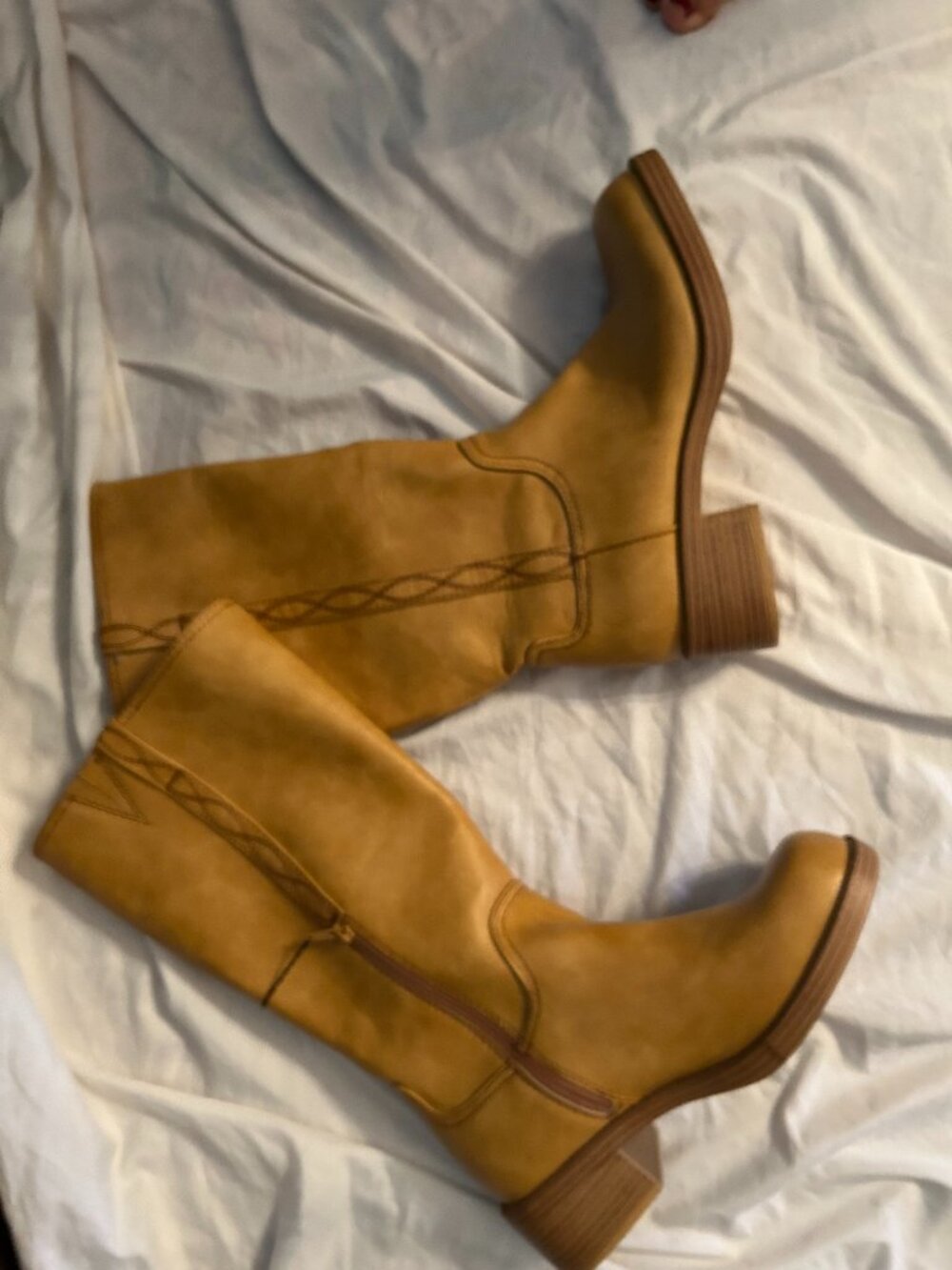 NEW  faux leather womans size 11 w 11w  tan soft colored boots shoes plus sized